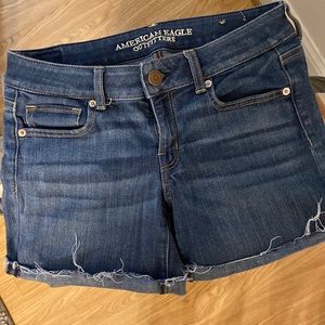 Women’s American Eagle Jean Shorts Size 8
